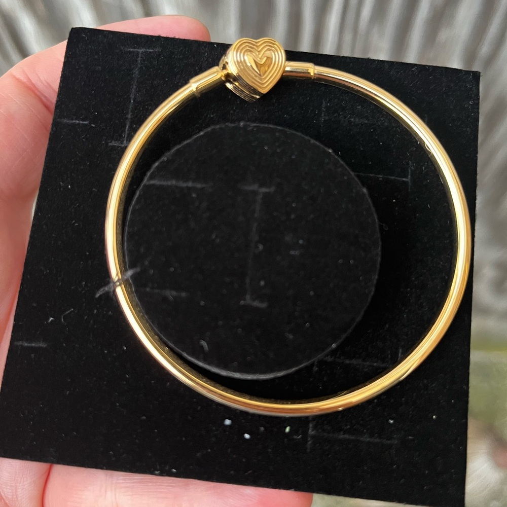 Brand New Pandora radiating heart clasp bangle Bracelet 14k gold plating - Picture 4 of 7